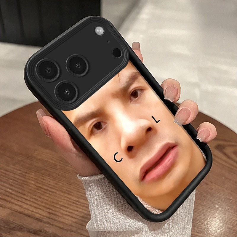 Cover Protettiva Morbida in TP - Phone Cases Men recensione e prezzo