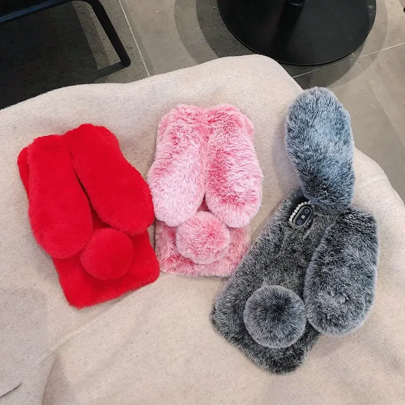 Peluche Pelliccia di Coniglio  - Realme Gt 6 recensione e prezzo